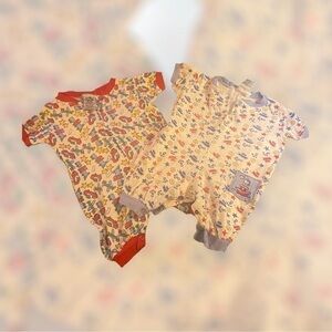 BODYSUIT bundle two for one .. size is 6/9 months